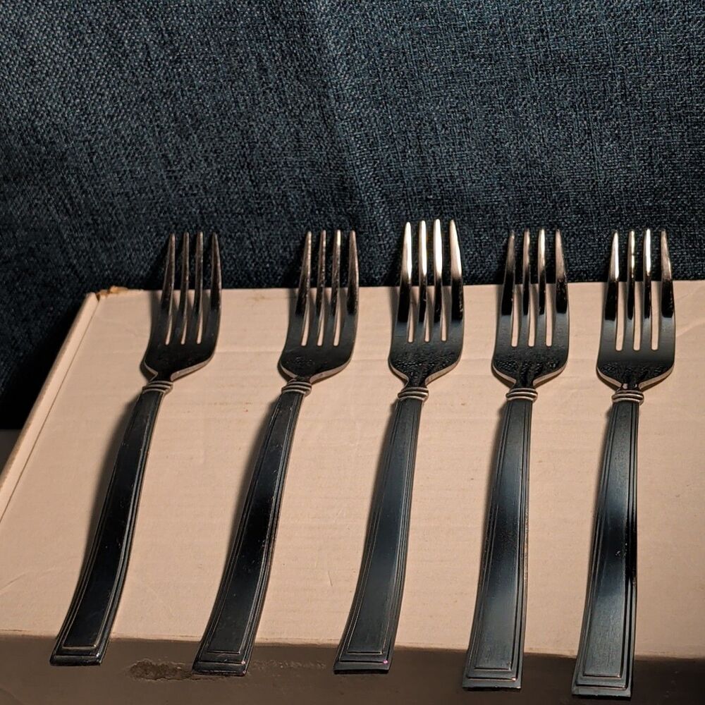 Set of 5 Hampton Silversmiths PORTFOLIO Glossy Forks | 18/0 Stainless 208